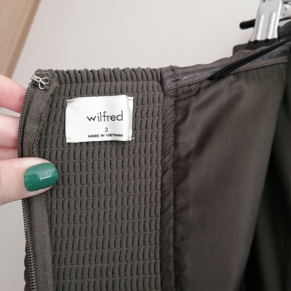 Aritzia Wilfred Strapless Wide Leg Jumpsuit Cordial Cargo Crepe Patch Pockets 2 - Picture 11 of 16